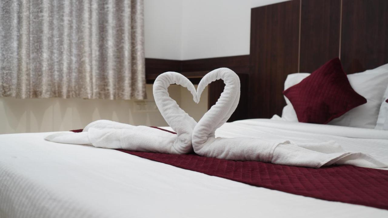 Quince Elite Hotel Mysore Luaran gambar